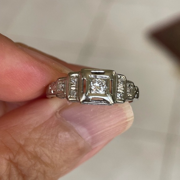 Antique 18k Diamond Ring - Picture 7 of 14